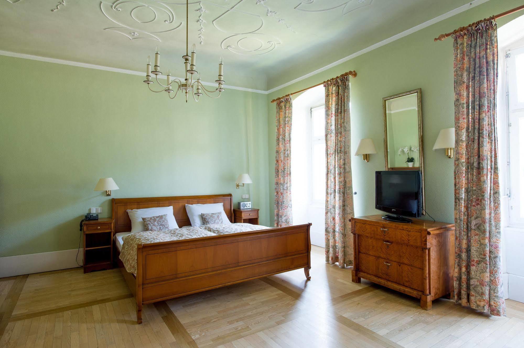 Hotel Schloss Heinsheim Bad Rappenau Zewnętrze zdjęcie